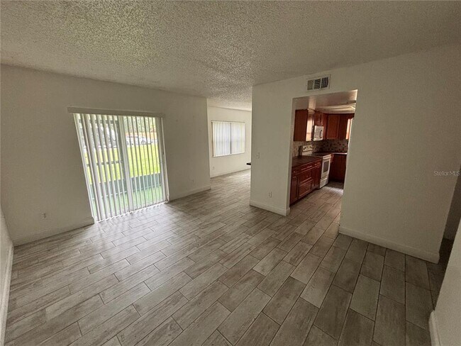 Building Photo - 9950 Turf Way