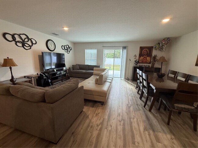 Building Photo - 1320 Sapulpa Rd SW