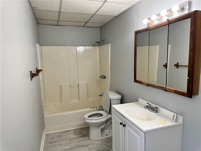Building Photo - 3510 Palmer Lake Pointe