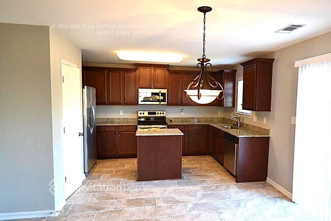 Building Photo - 4267 Tucker Chase Drive