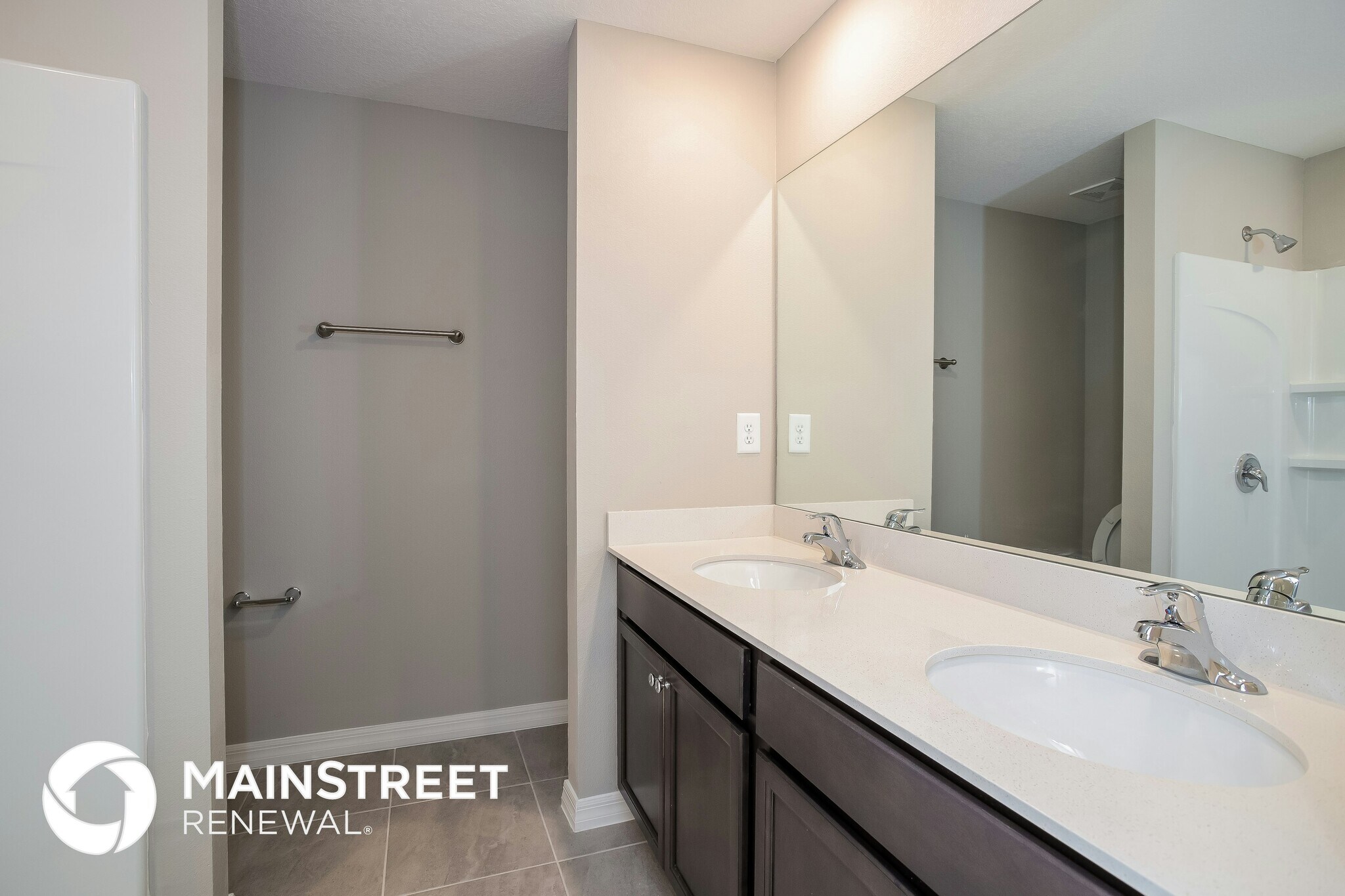 Building Photo - 1358 Brenway Dr