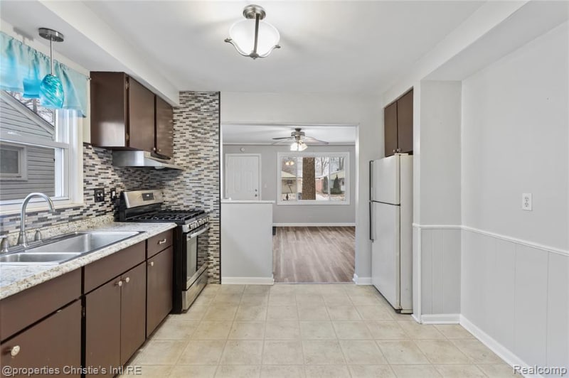 Building Photo - 6027 Wilmer St