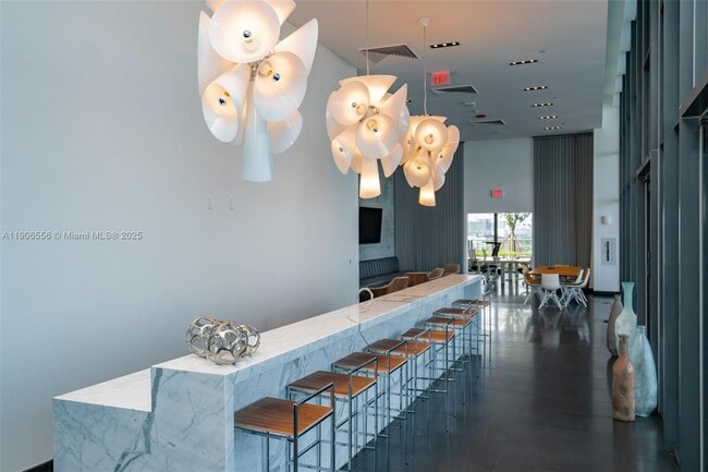 Building Photo - 1600 NE 1st Ave