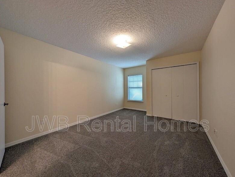 Building Photo - 7721 Highchair Ln