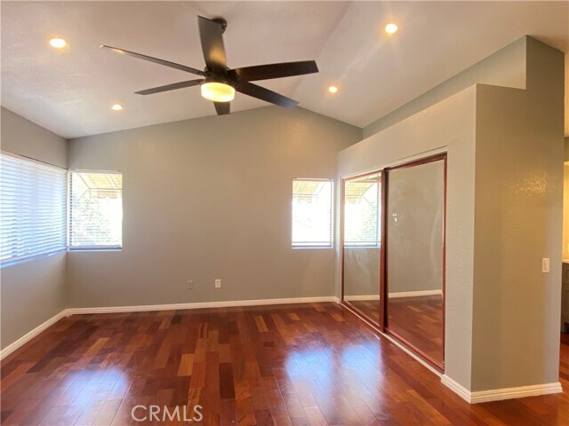 Building Photo - 964 Summitridge Dr