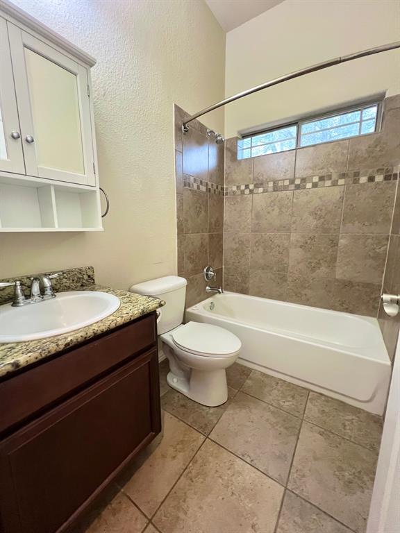 Building Photo - 212 Waikakaaua Dr