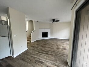 Building Photo - 201 Westbrooke Court #1