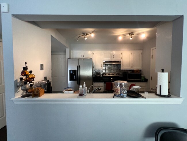 Building Photo - 183 Livingston Pl