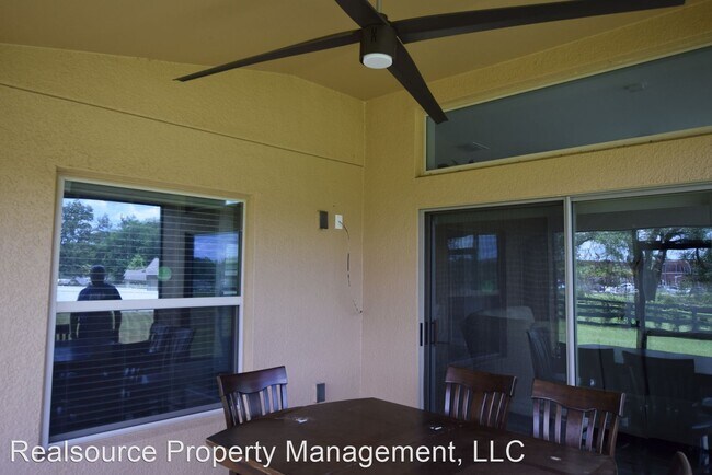 Building Photo - 4 br, 3 bath House - 32107 Spring Meadow Ct.