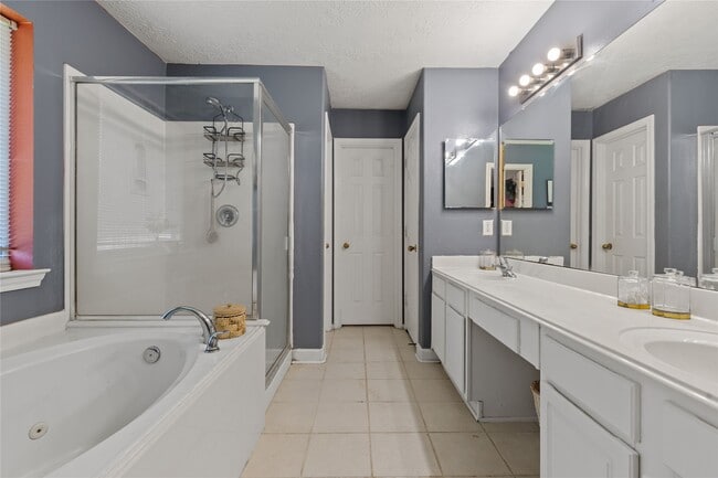 Building Photo - 4111 Boulder Dr
