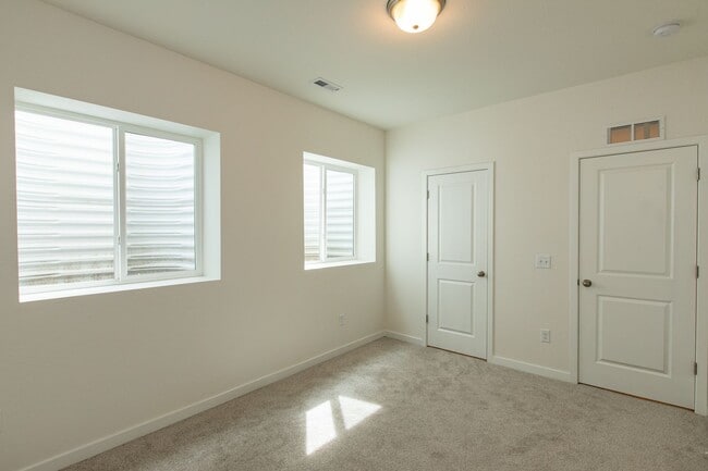 Building Photo - STUNNING 4BD/3.5BA HOME IN WOLF RANCH – MO...