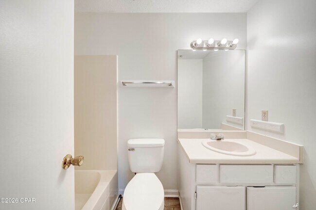 Building Photo - 3722 Burnham Way