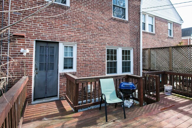 Building Photo - 1715 Glen Ridge Road