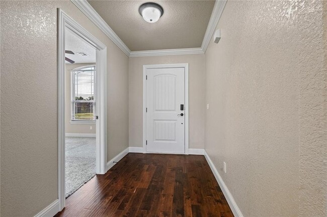 Building Photo - 3104 SW Waterleaf Ave