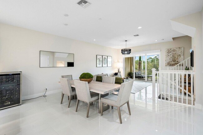 Building Photo - 12871 Alton Rd