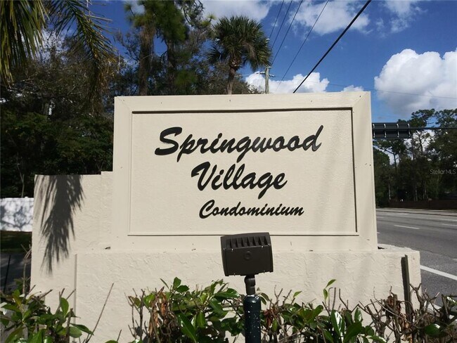 Building Photo - 127 Springwood Cir