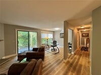 Building Photo - 15565 26th Ave N