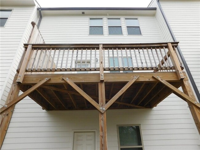 Building Photo - 1626 Halbrook Pl SW