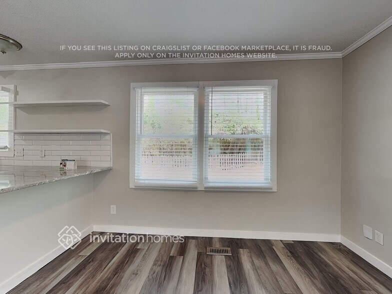 Building Photo - 3600 Barcelona Ave