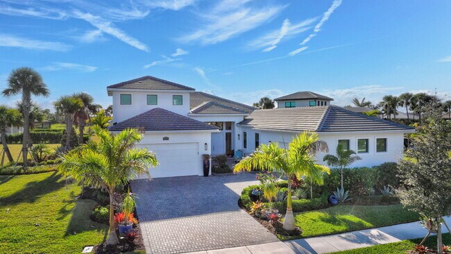 Building Photo - 11460 SW Pietra Wy