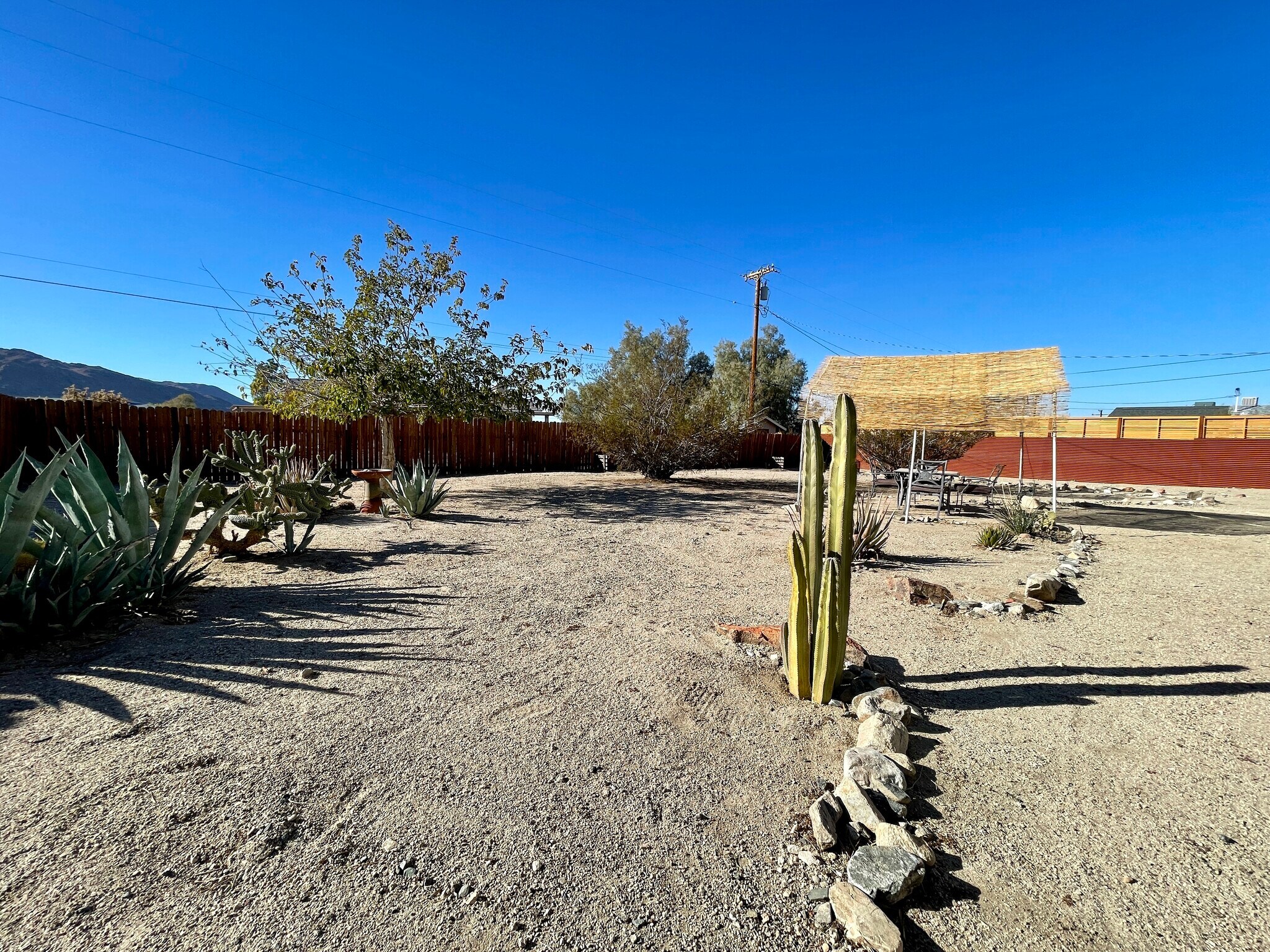 Building Photo - 7546 Sahara Ave