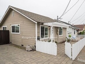 Building Photo - Great Home Near Downtown Monterey With Fenced Back Yard