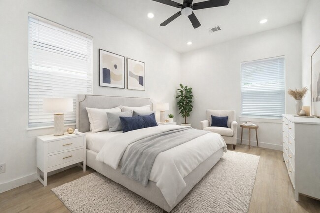 Building Photo - 3504 Delhi St