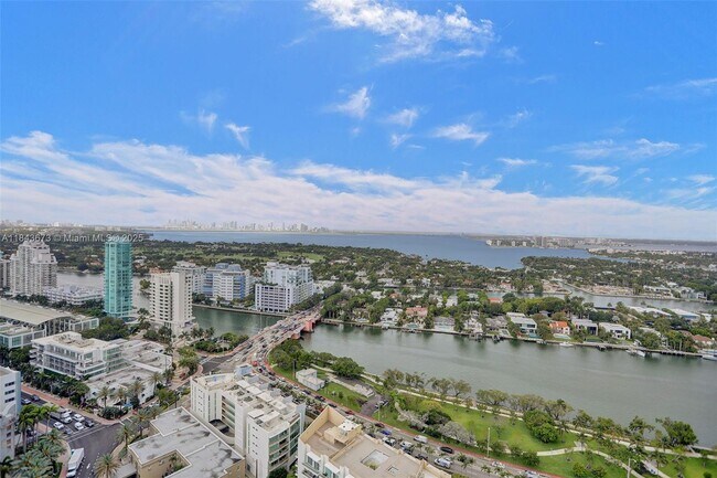 Building Photo - 6365 Collins Ave