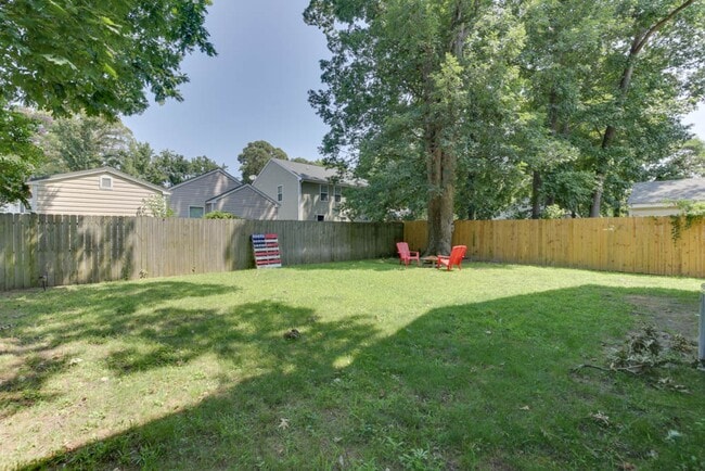 Building Photo - Beautiful Home For Rent in Ocean View!