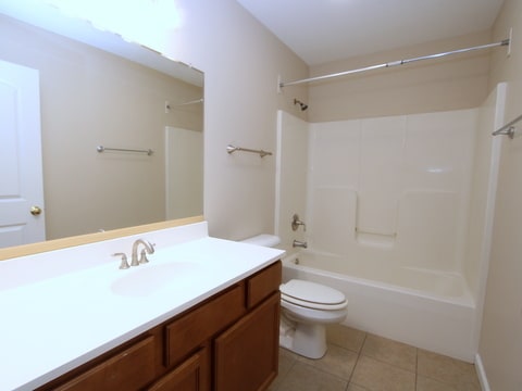 Building Photo - 6617 Briarwood Dr