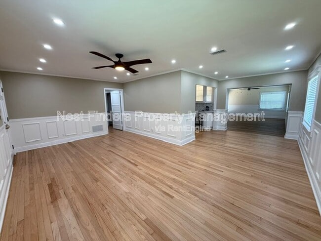 Building Photo - 1455 Riverbirch Ln