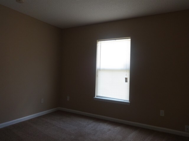 Building Photo - 1433 Creek Point Boulevard