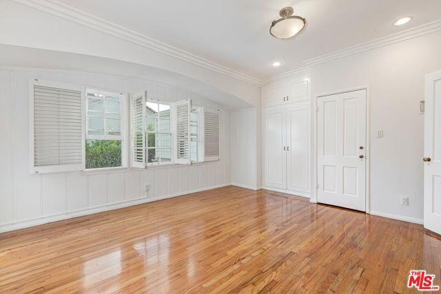 Building Photo - 208 S El Camino Dr