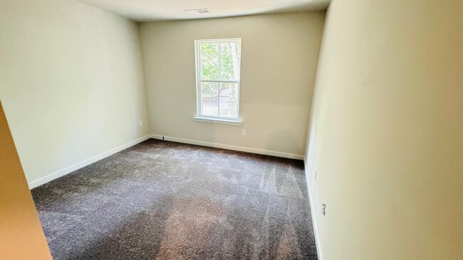 Building Photo - 6037 Crosswinds Blvd