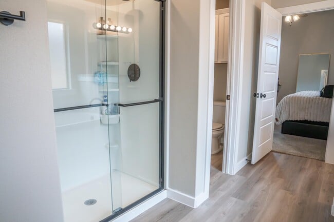 Building Photo - 6814 57th St