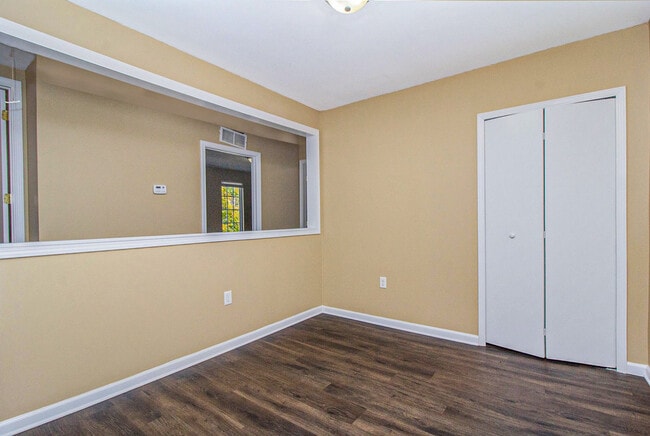 Building Photo - 1061 Centennial Ave