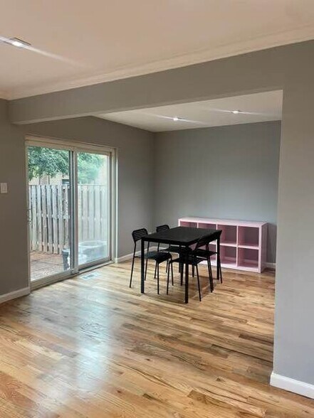 Building Photo - 3124 Berry Rd NE