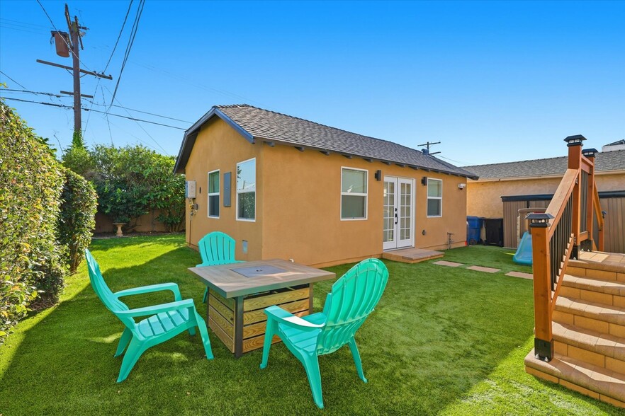 Building Photo - 4312 W 59th St