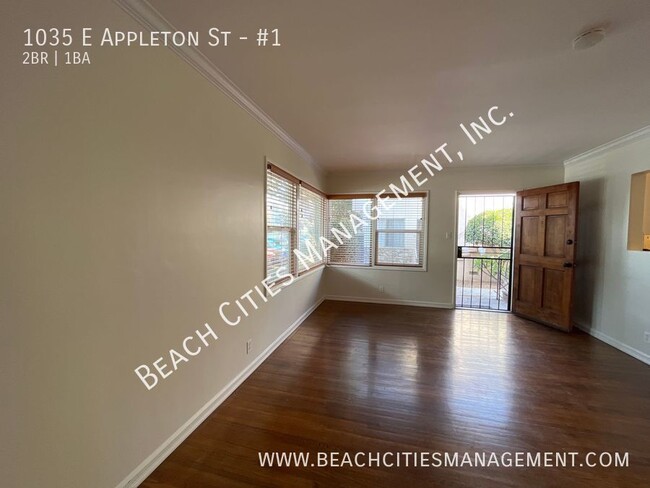 Building Photo - Updated Two Bedroom, One Bath Condo in Ala...