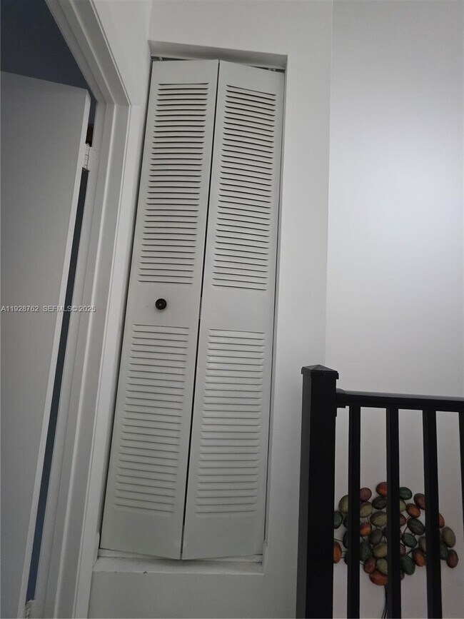 Building Photo - 8000 SW 152nd Ave