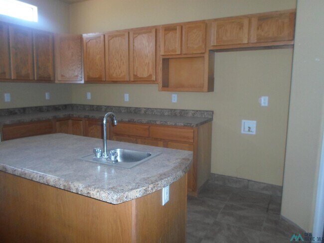 Building Photo - 9345 Lucca Rd SW