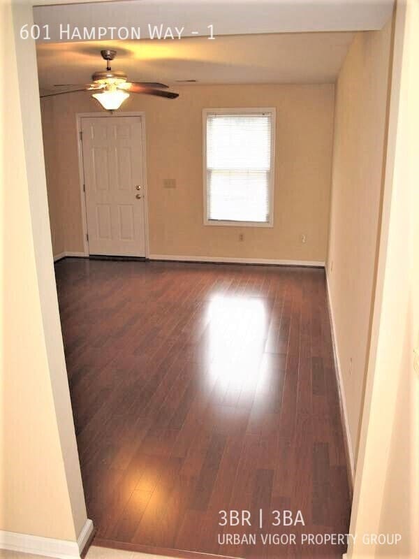 Building Photo - 601 Hampton Way