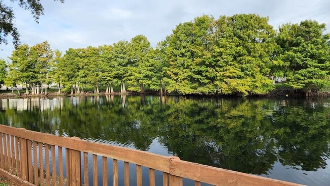 Building Photo - 4540 Commander Dr