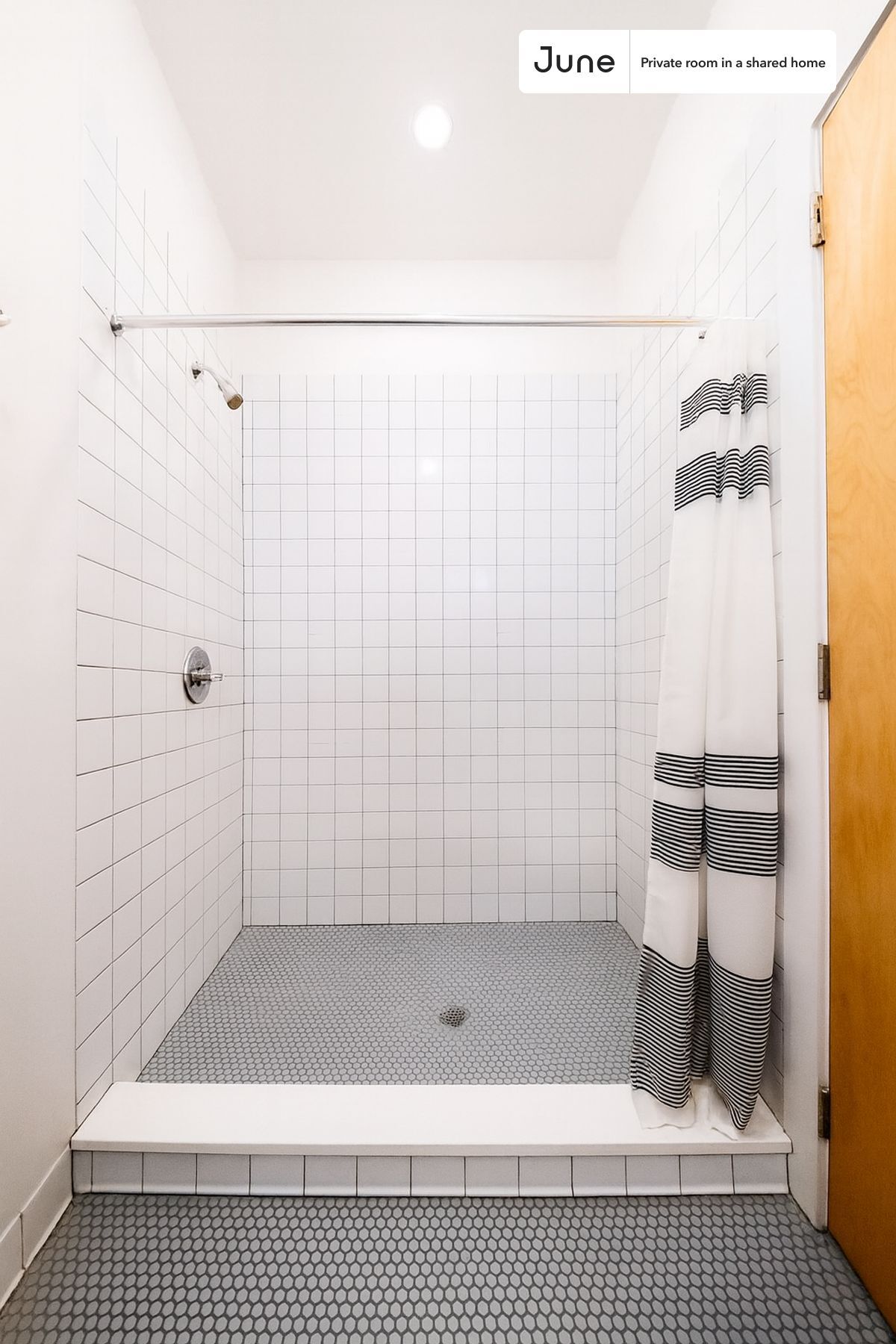 Building Photo - Room in Shared 6 bed/2 bath home