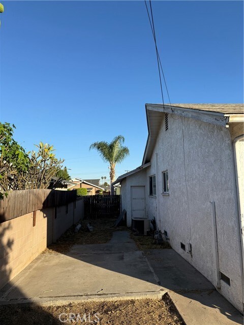 Building Photo - 10963 Canelo Rd