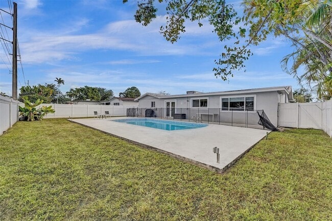 Building Photo - 4001 N 41st Ct