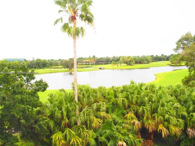 Building Photo - 16171 Blatt Blvd