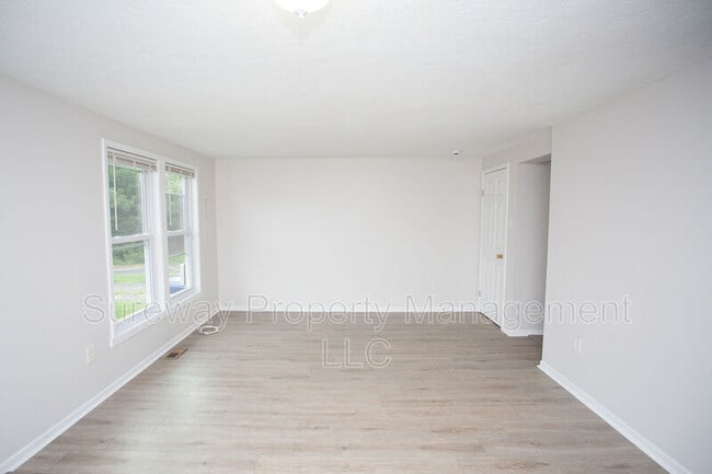 Building Photo - 121 Rancocas Rd