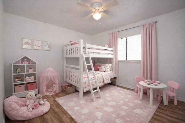 Building Photo - 6806 Gettysburg Dr