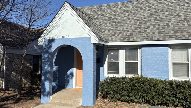 Building Photo - 1823 NW 38th St